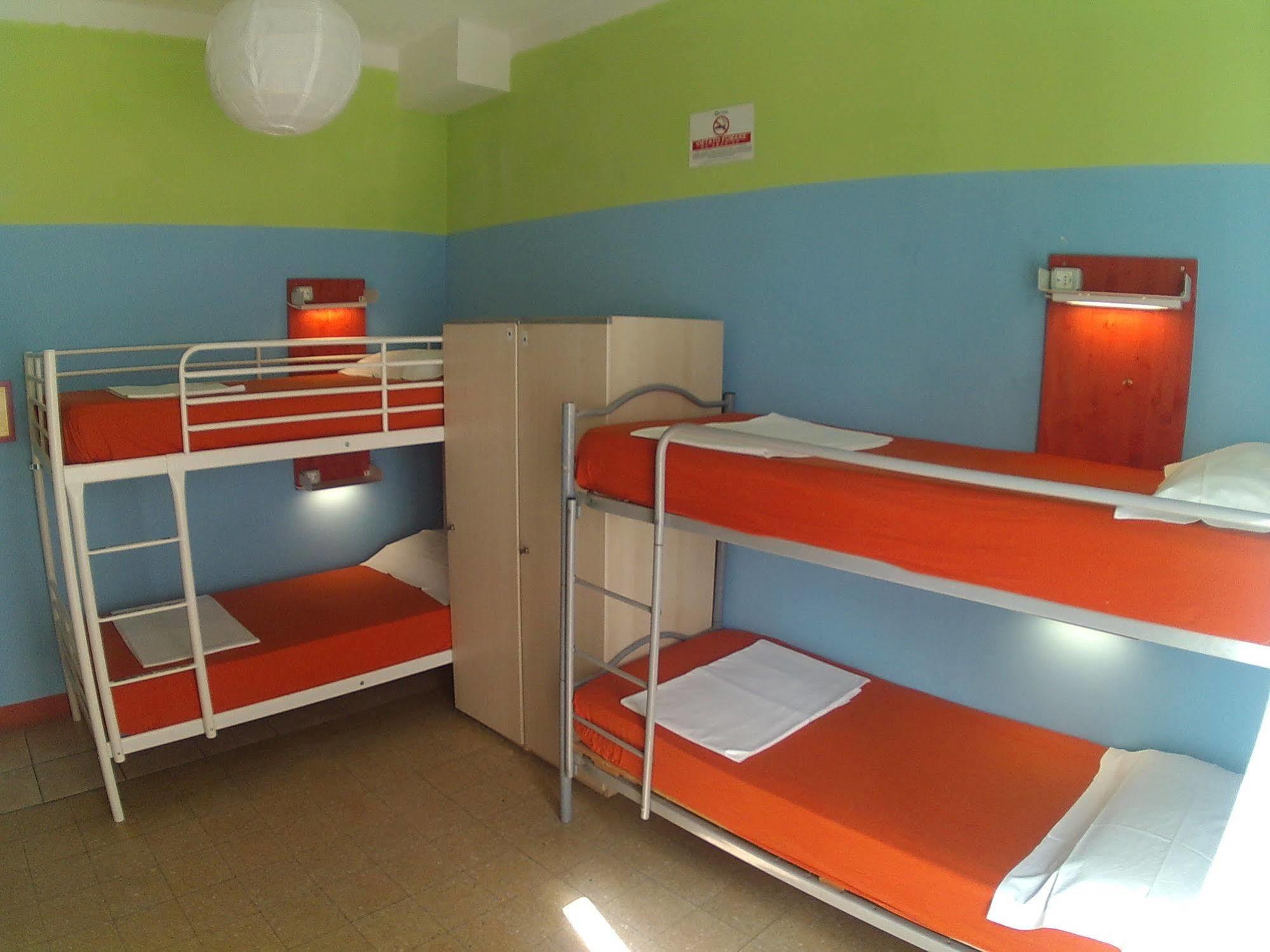 Jammin' Hostel & Bar רימיני מראה חיצוני תמונה